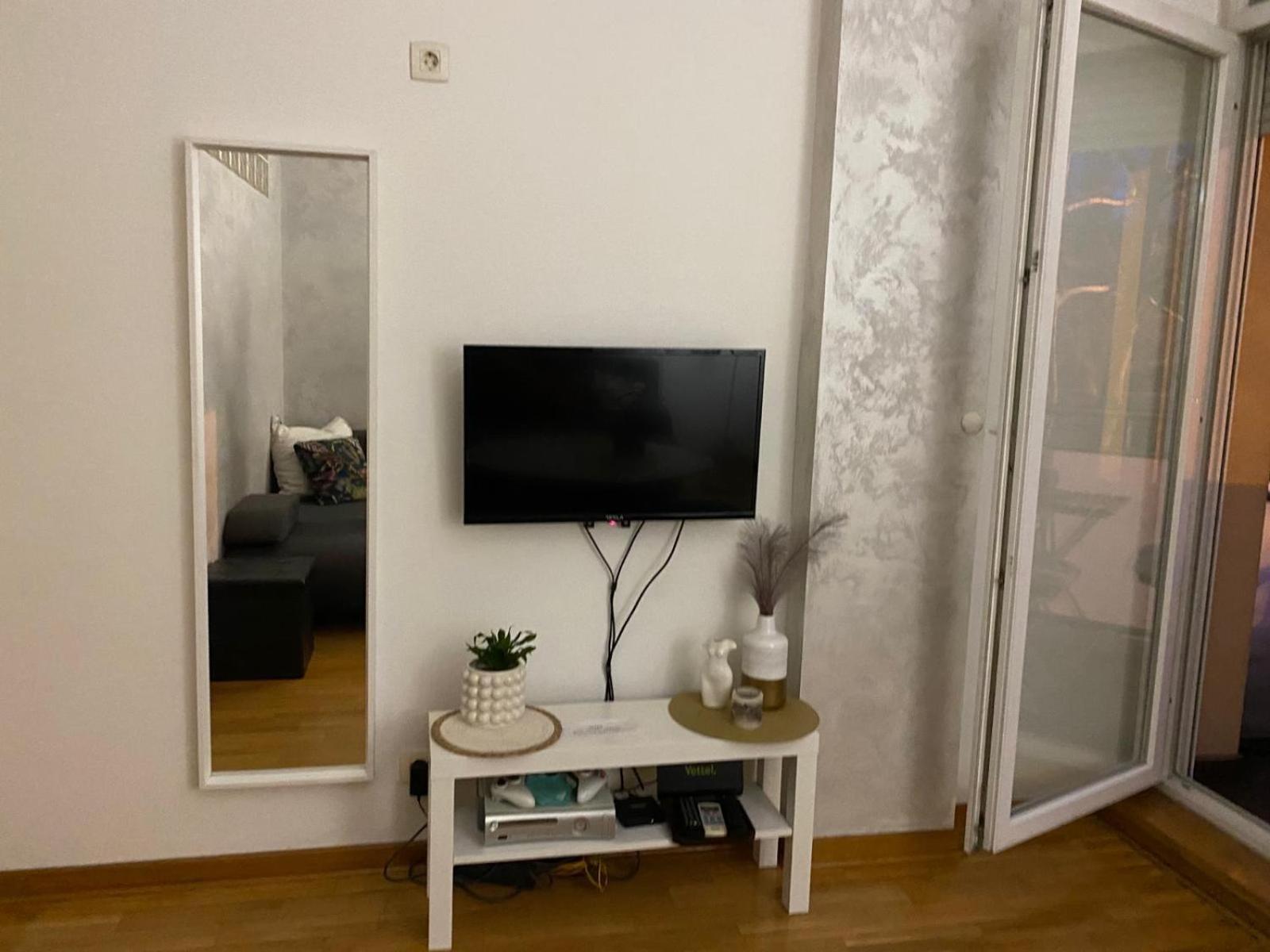 Apartman Bella Novi Beograd Bezanija المظهر الخارجي الصورة